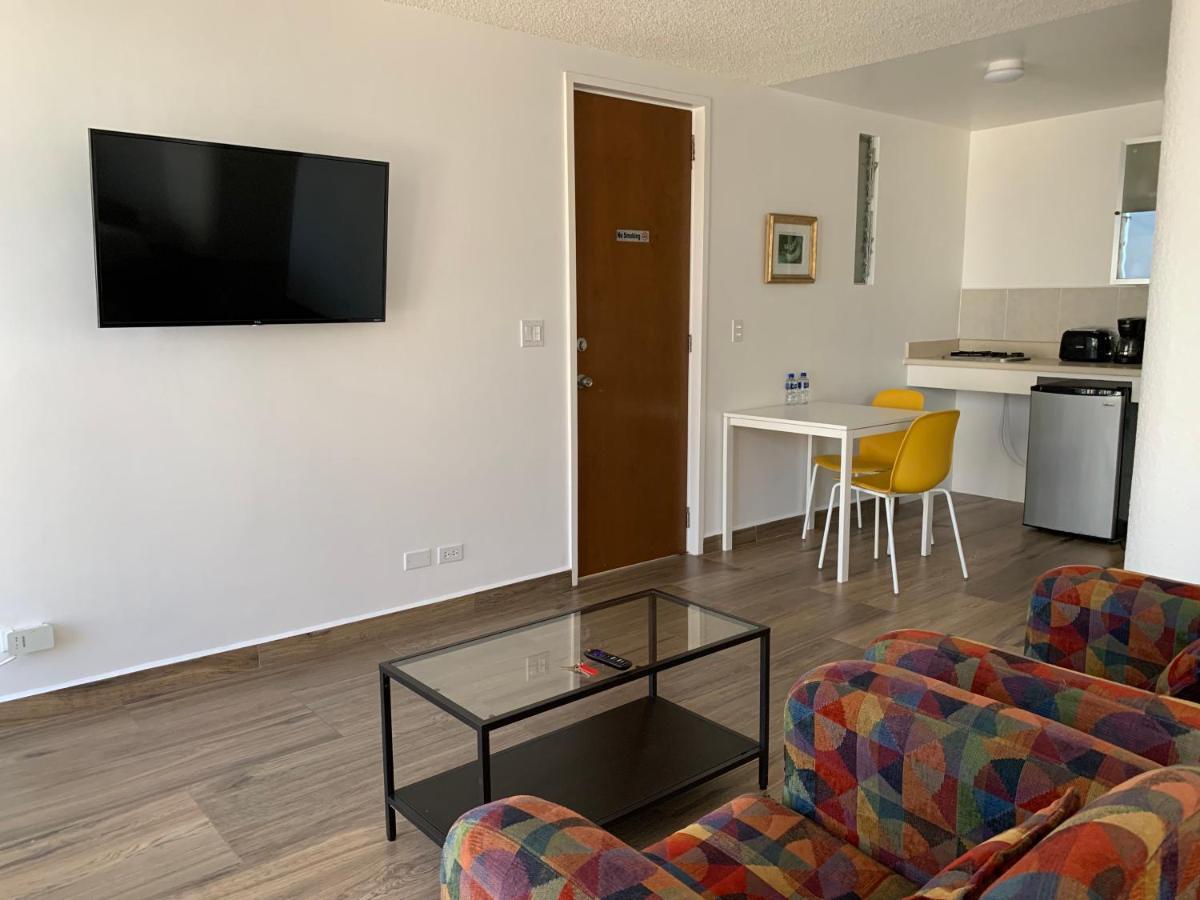 Dali Suites Hotel Tijuana Exteriör bild